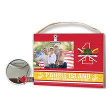Load image into Gallery viewer, Marines Parris Island Clip It Photo Frame